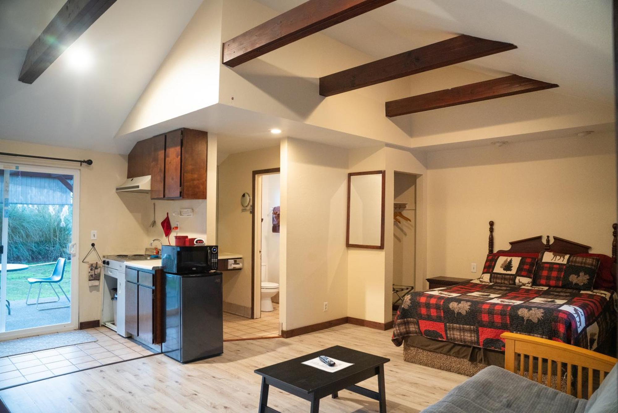 Dean Creek Resort Redway Bagian luar foto